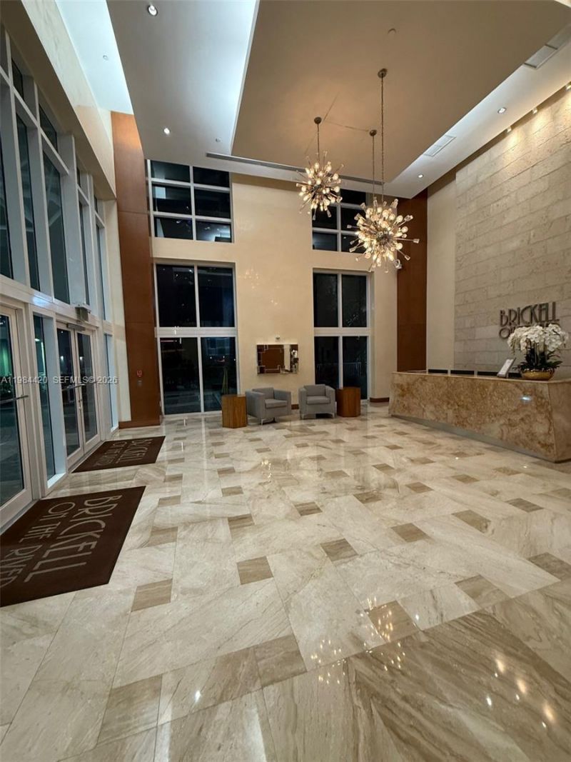 31 SE 5th St, Unit 3916, Miami, FL 33131 Photo