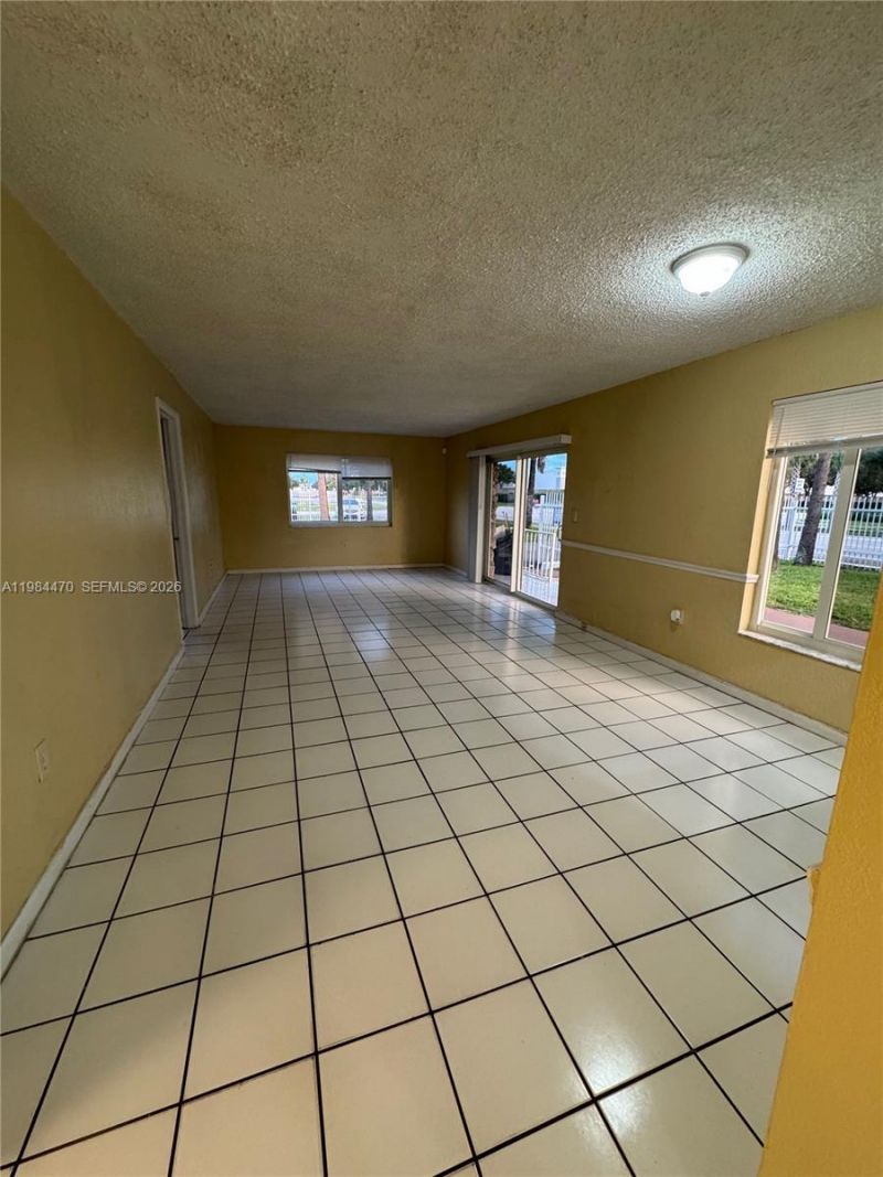 505 NW 177th St , Unit 103, Miami Gardens, FL 33169 Photo