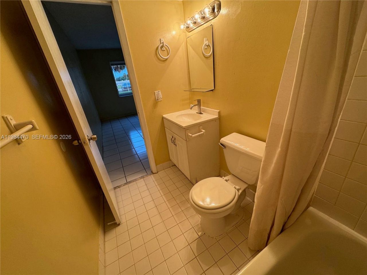 505 NW 177th St , Unit 103, Miami Gardens, FL 33169 Photo