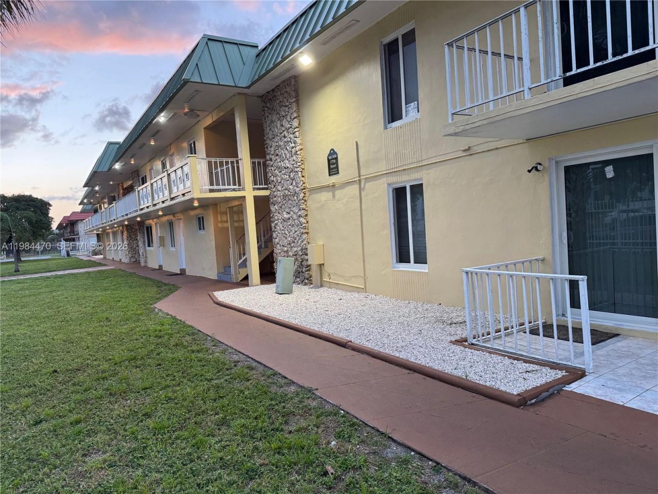 505 NW 177th St, Unit 103, Miami Gardens, FL 33169 Photo