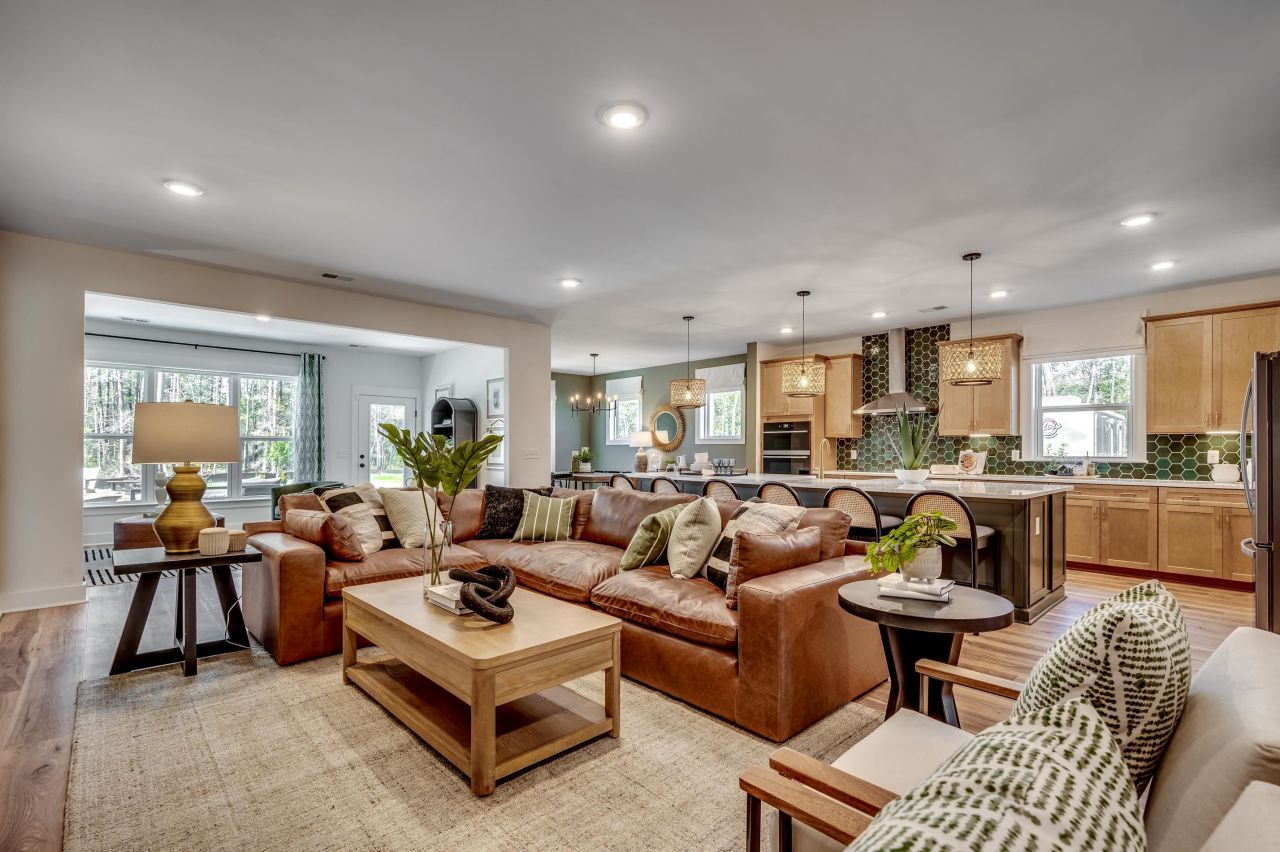 2624 Whitehorn Way Photo 9