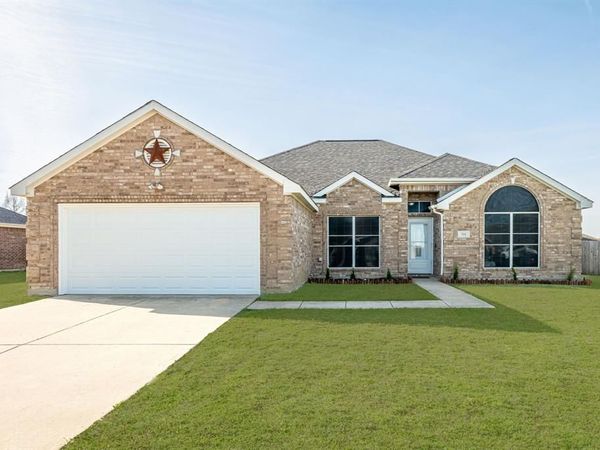 950 W Ash Street, Celina, TX 75009