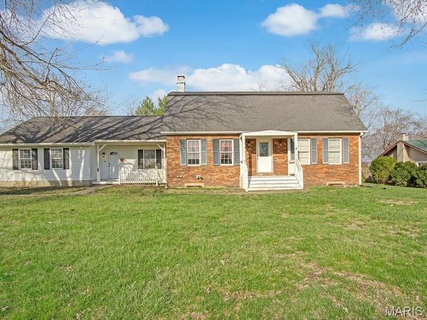 9 Parklane Drive, Troy, IL 62294