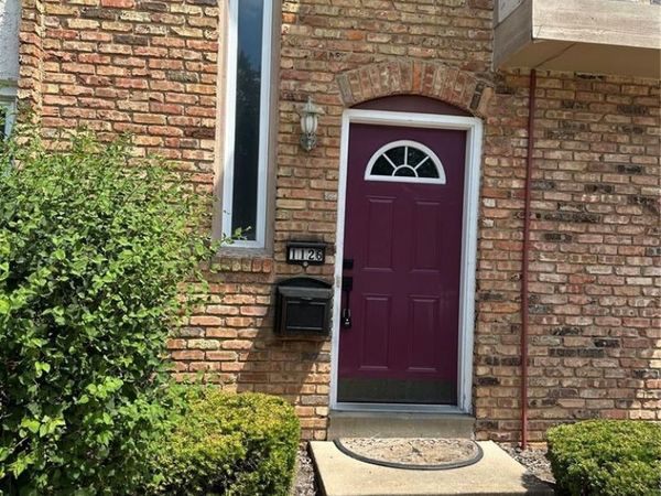1126 Rue La Chelle Walk, Unit 1126, Creve Coeur, MO 63141