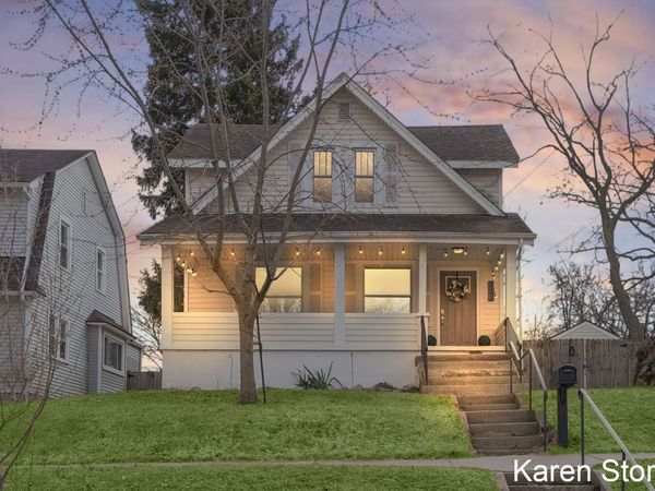 232 Dean Street NE, Grand Rapids, MI 49505