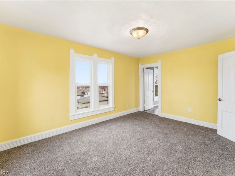 563 Geneva Avenue, Struthers, OH 44471 Photo 17