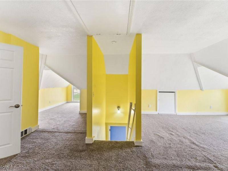 563 Geneva Avenue, Struthers, OH 44471 Photo 19