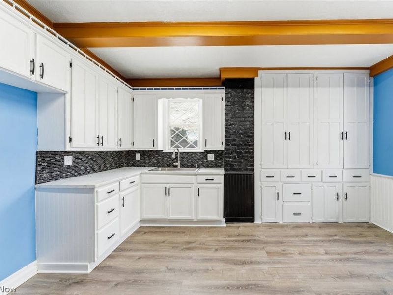 563 Geneva Avenue, Struthers, OH 44471 Photo 5