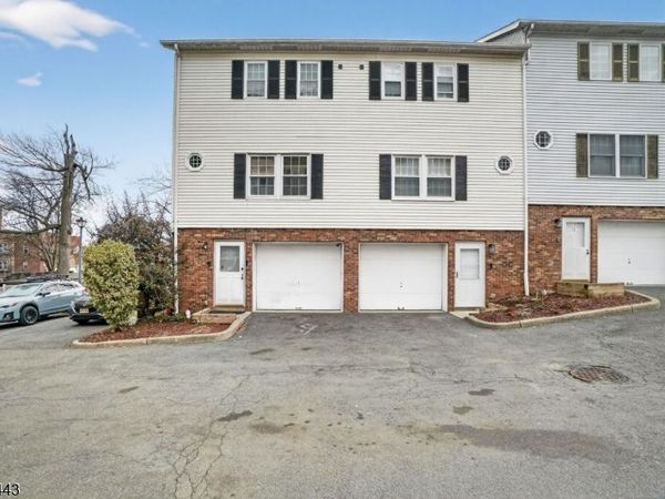 150 Paulison Ave, Passaic, NJ 07055