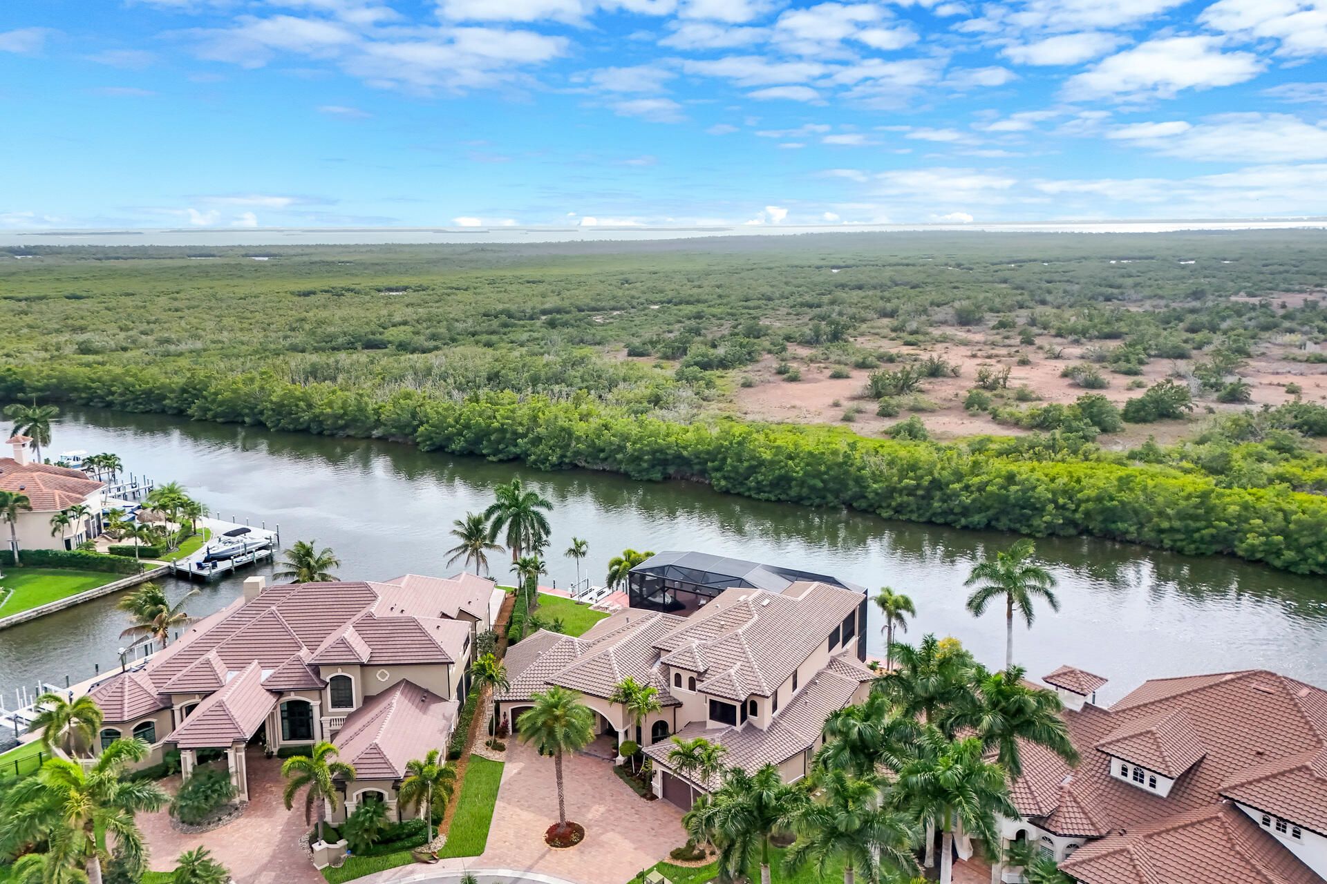 5703 Yardarm Ct, Cape Coral, FL 33914 Photo