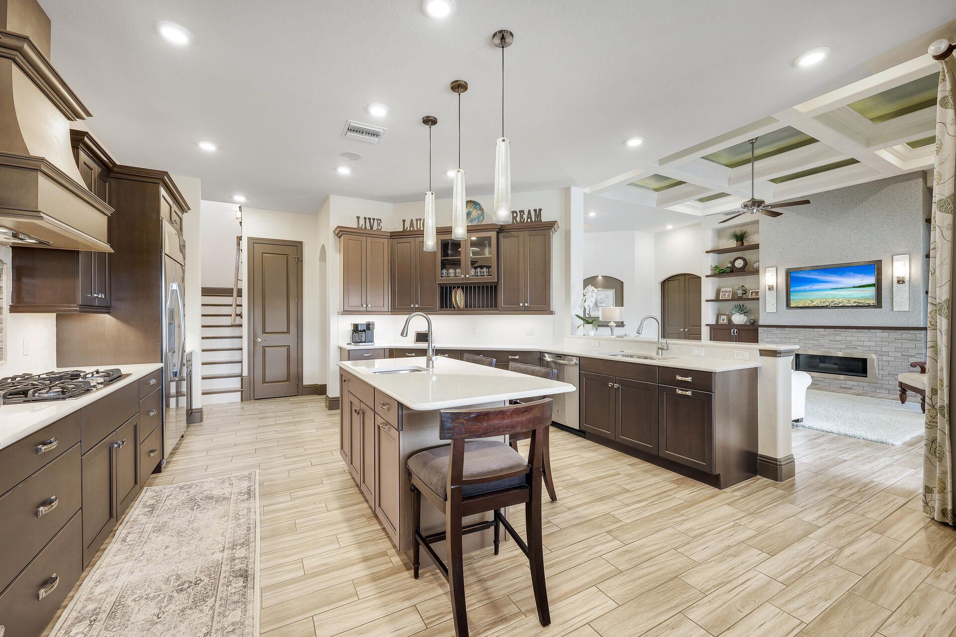 5703 Yardarm Ct, Cape Coral, FL 33914 Photo