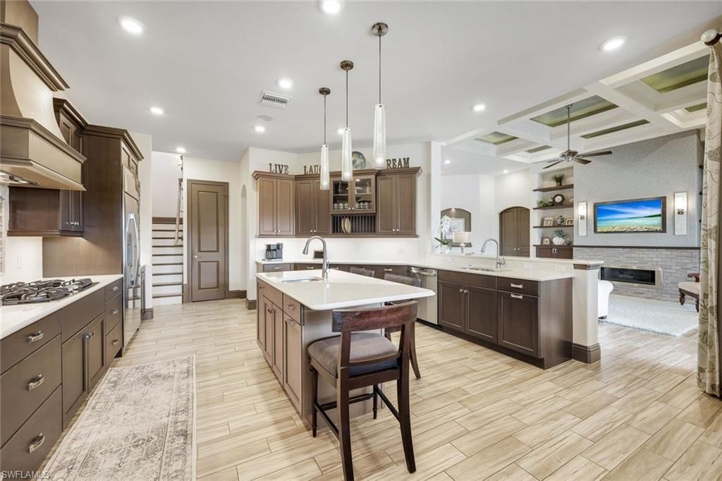 5703 Yardarm Ct, Cape Coral, FL 33914 Photo