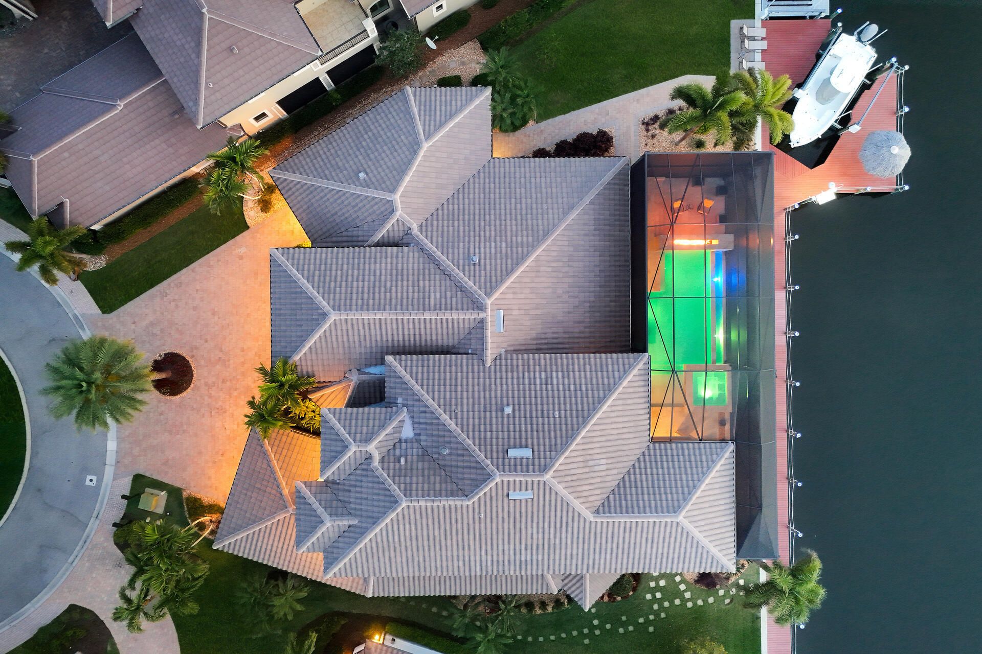 5703 Yardarm Ct, Cape Coral, FL 33914 Photo