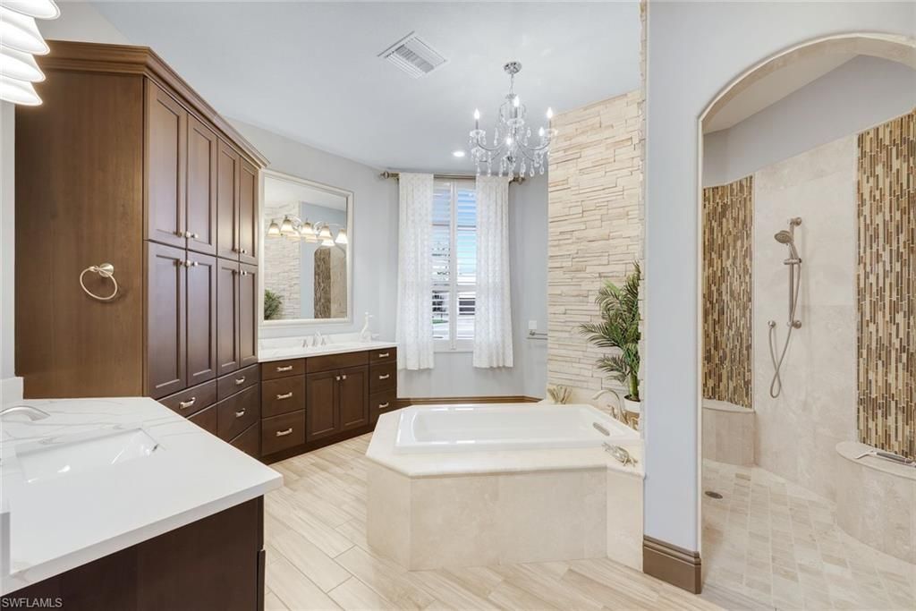 5703 Yardarm Ct, Cape Coral, FL 33914 Photo