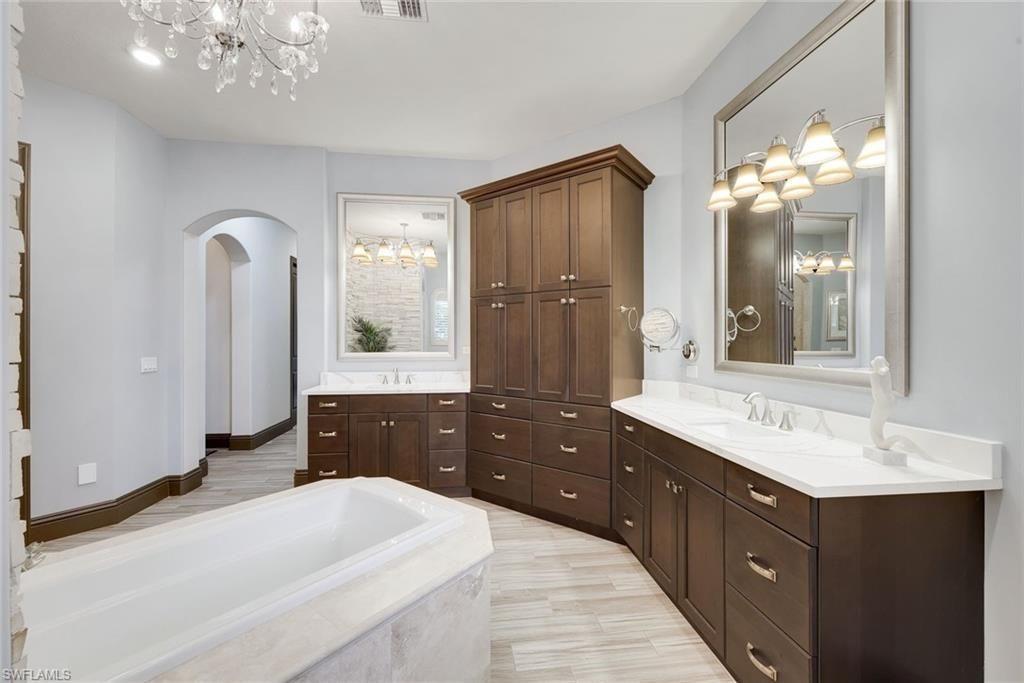 5703 Yardarm Ct, Cape Coral, FL 33914 Photo