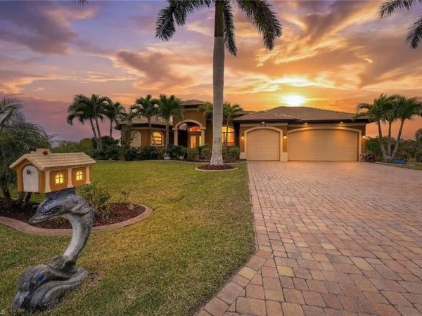2364 NW 39th AVE, CAPE CORAL, FL 33993