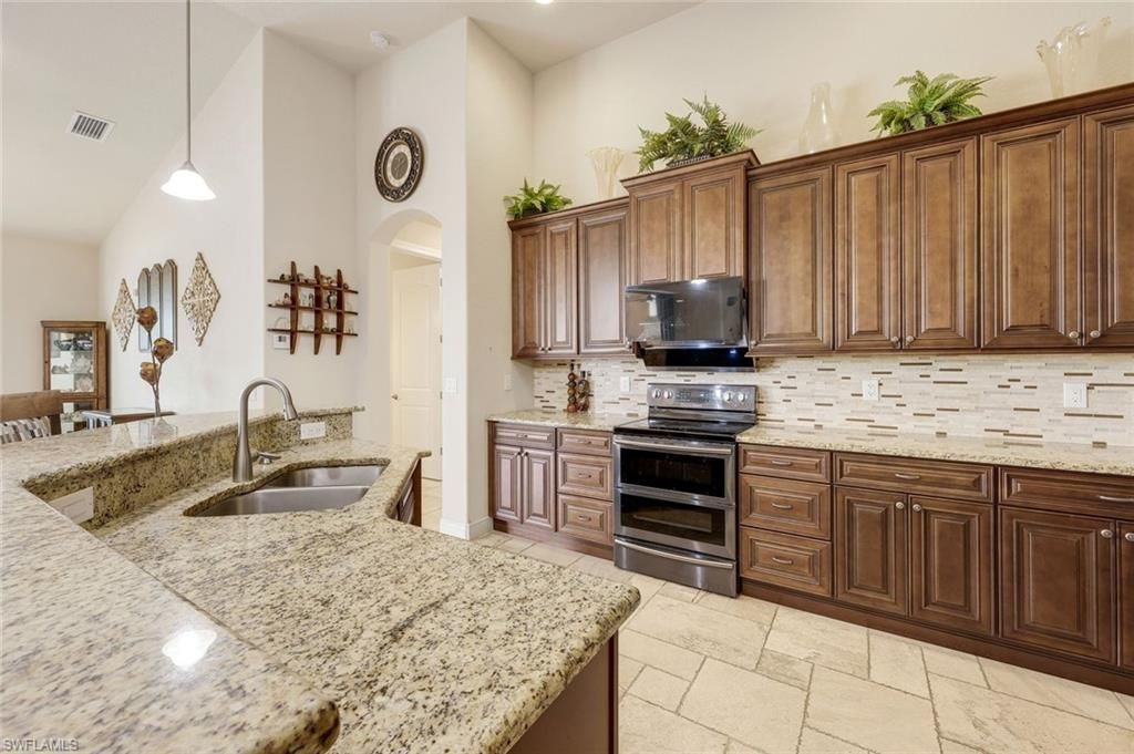 2364 NW 39th Ave, Cape Coral, FL 33993 Photo