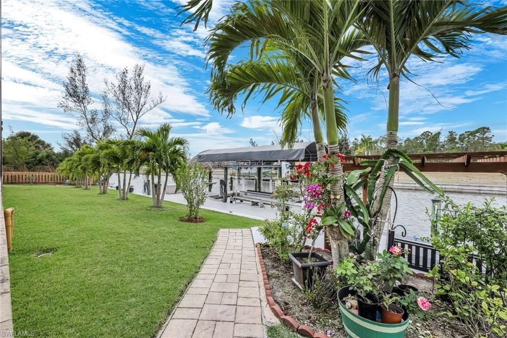 2364 NW 39th Ave, Cape Coral, FL 33993 Photo