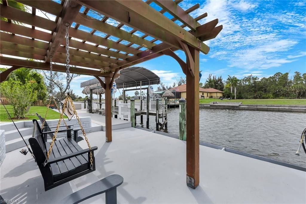 2364 NW 39th Ave, Cape Coral, FL 33993 Photo