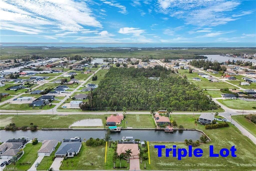 2364 NW 39th Ave, Cape Coral, FL 33993 Photo