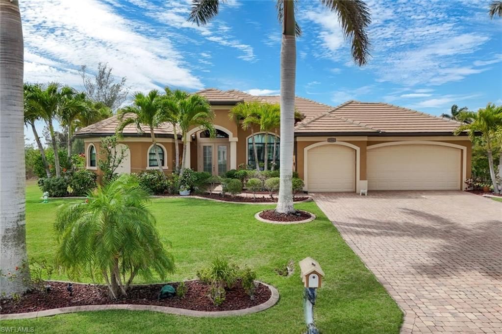 2364 NW 39th Ave, Cape Coral, FL 33993 Photo