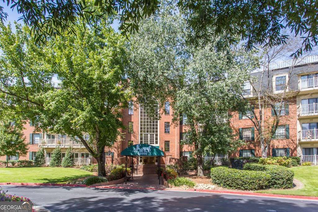 28316 Plantation Drive Ne, Atlanta, GA 30324 Main Photo