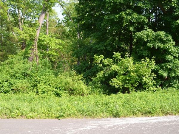 River Road, Selkirk, NY 12158