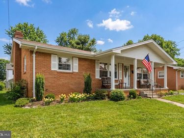 209 WOOD AVENUE , WINCHESTER, VA 22601