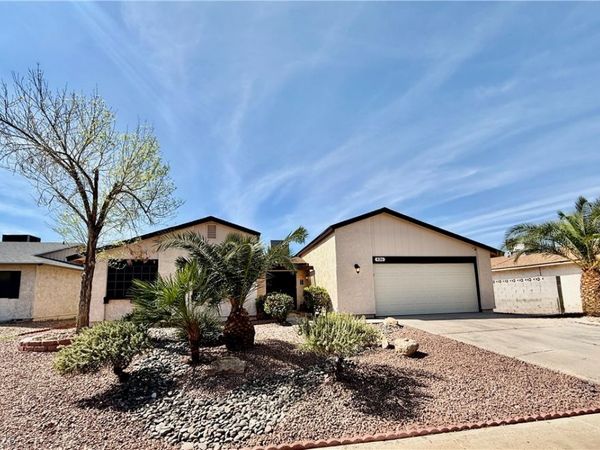 436 Ash Street , Henderson, NV 89015