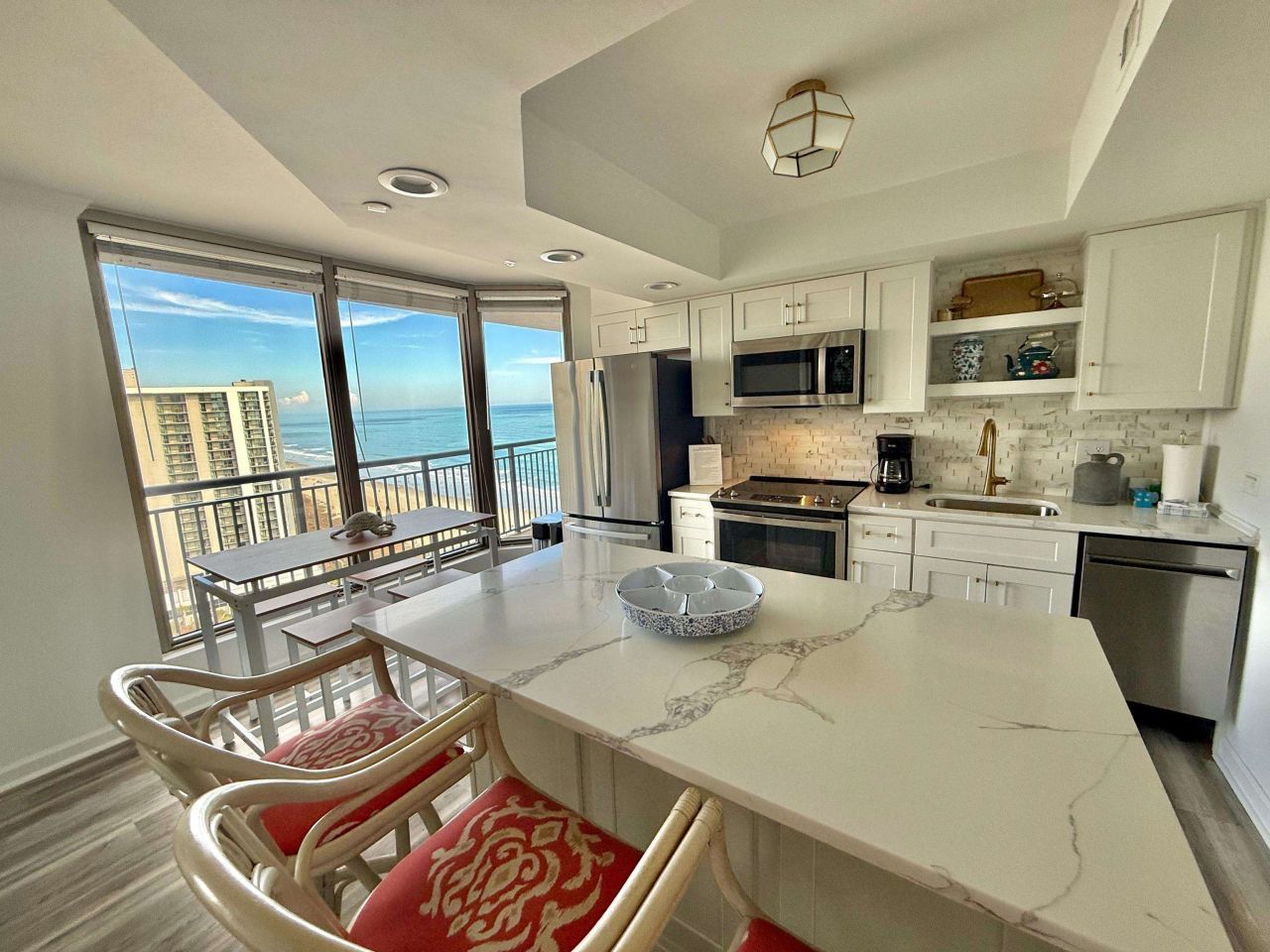 8560 Queensway Blvd.  Photo 14