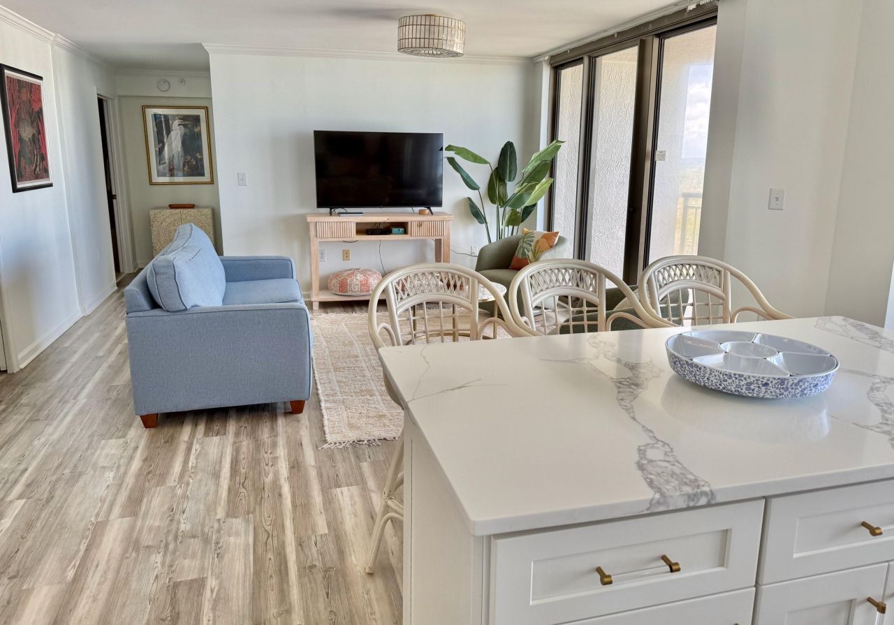 8560 Queensway Blvd.  Photo 36