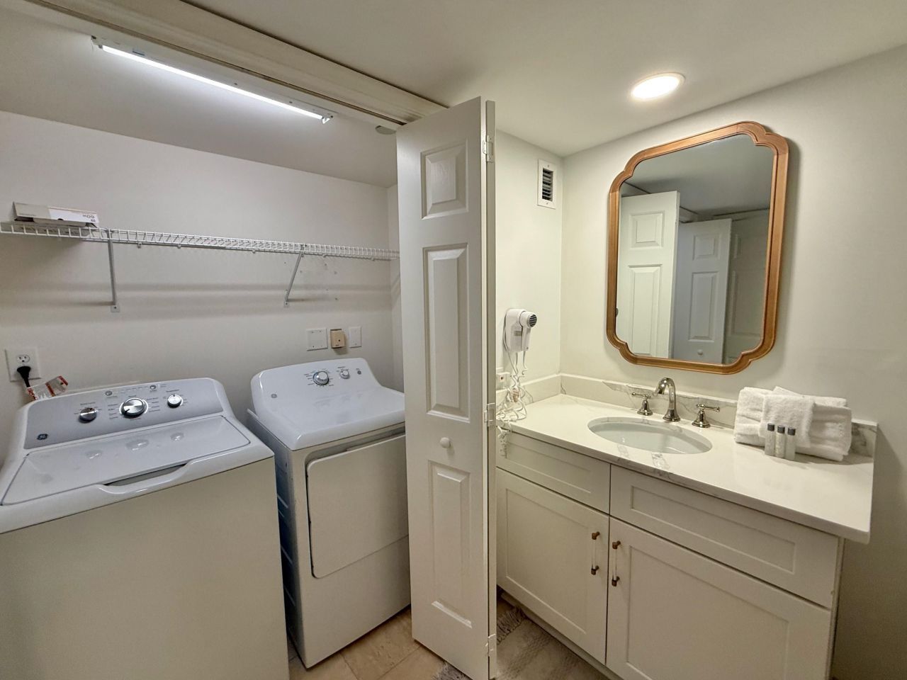 8560 Queensway Blvd.  Photo 40