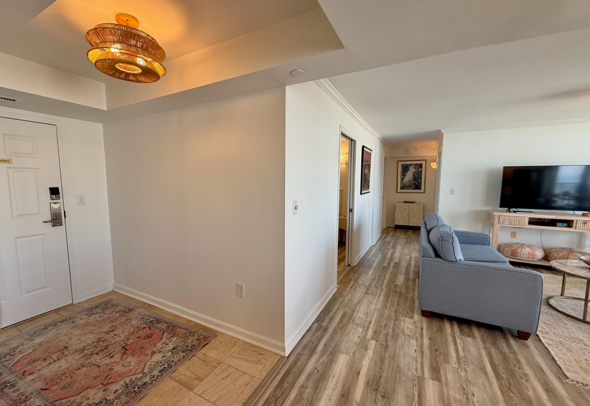 8560 Queensway Blvd. Photo 45