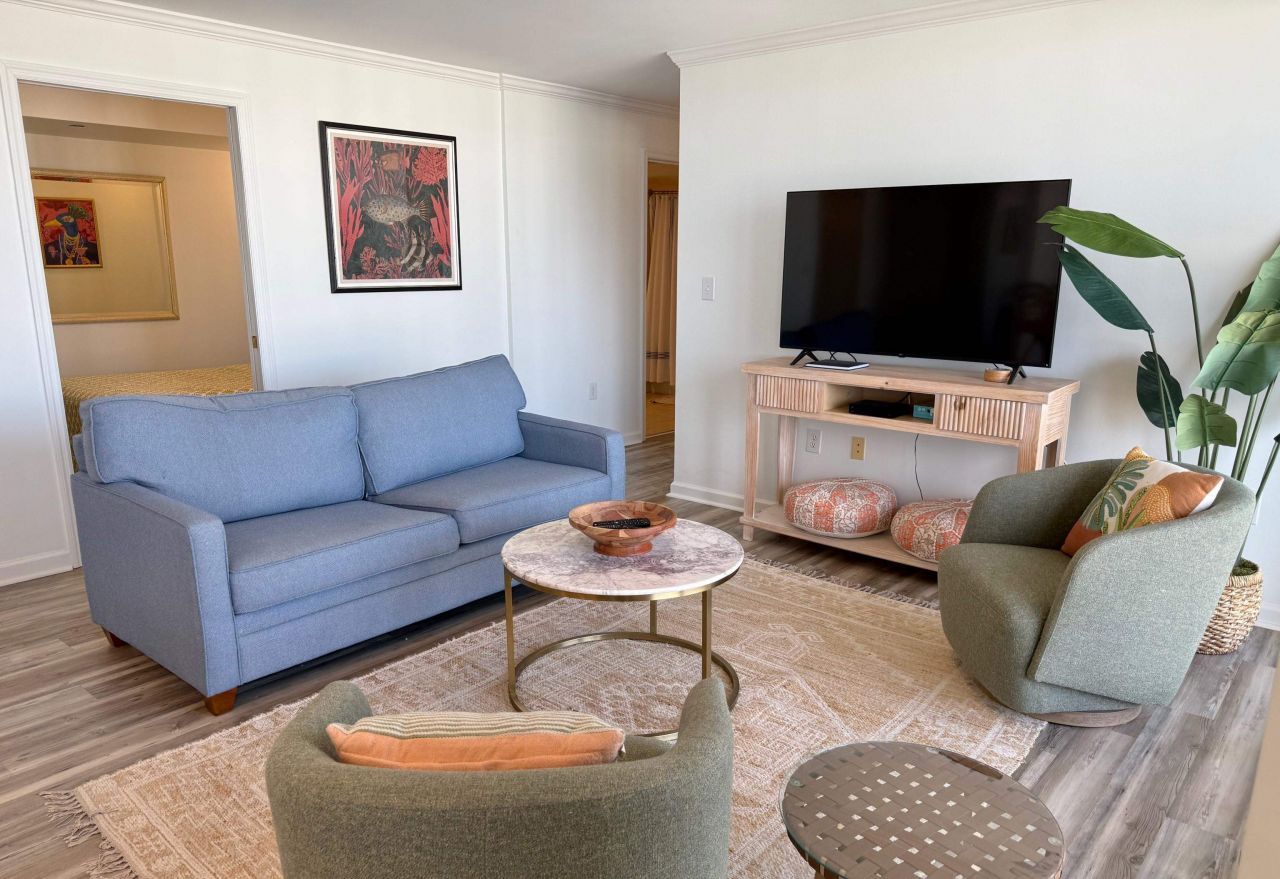 8560 Queensway Blvd.  Photo 48