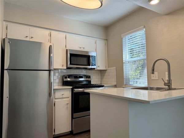 4503 Speedway, Unit 105, Austin, TX 78751