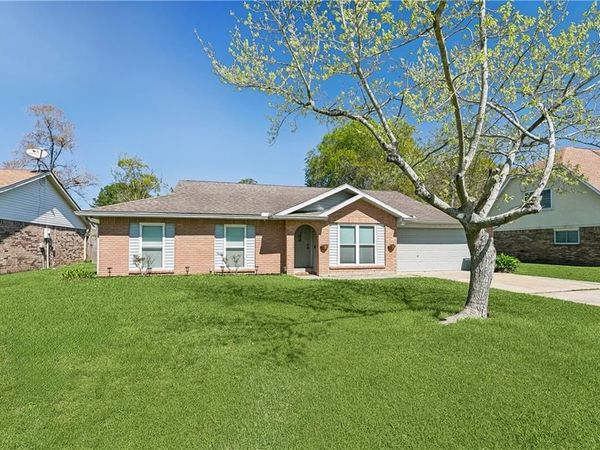 332 DRIFTWOOD Circle , Slidell, LA 70458