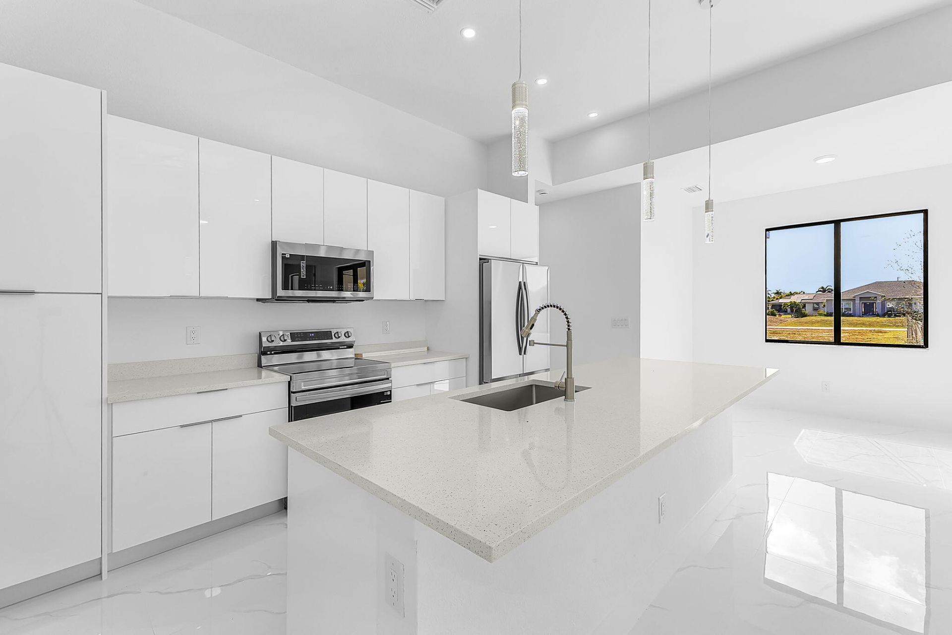 4202 NW 33rd Street, Cape Coral, FL 33993 Photo