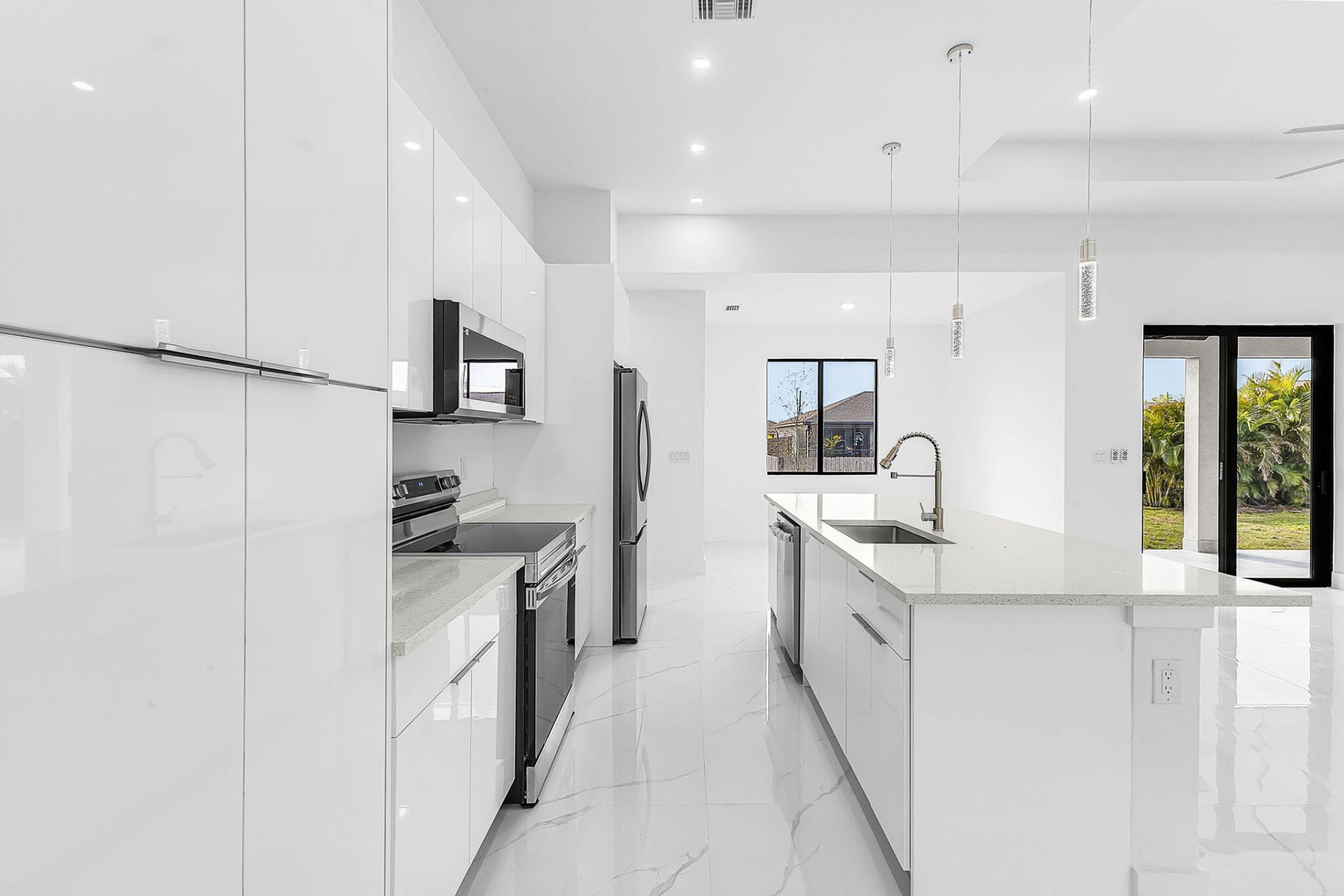 4202 NW 33rd Street, Cape Coral, FL 33993 Photo