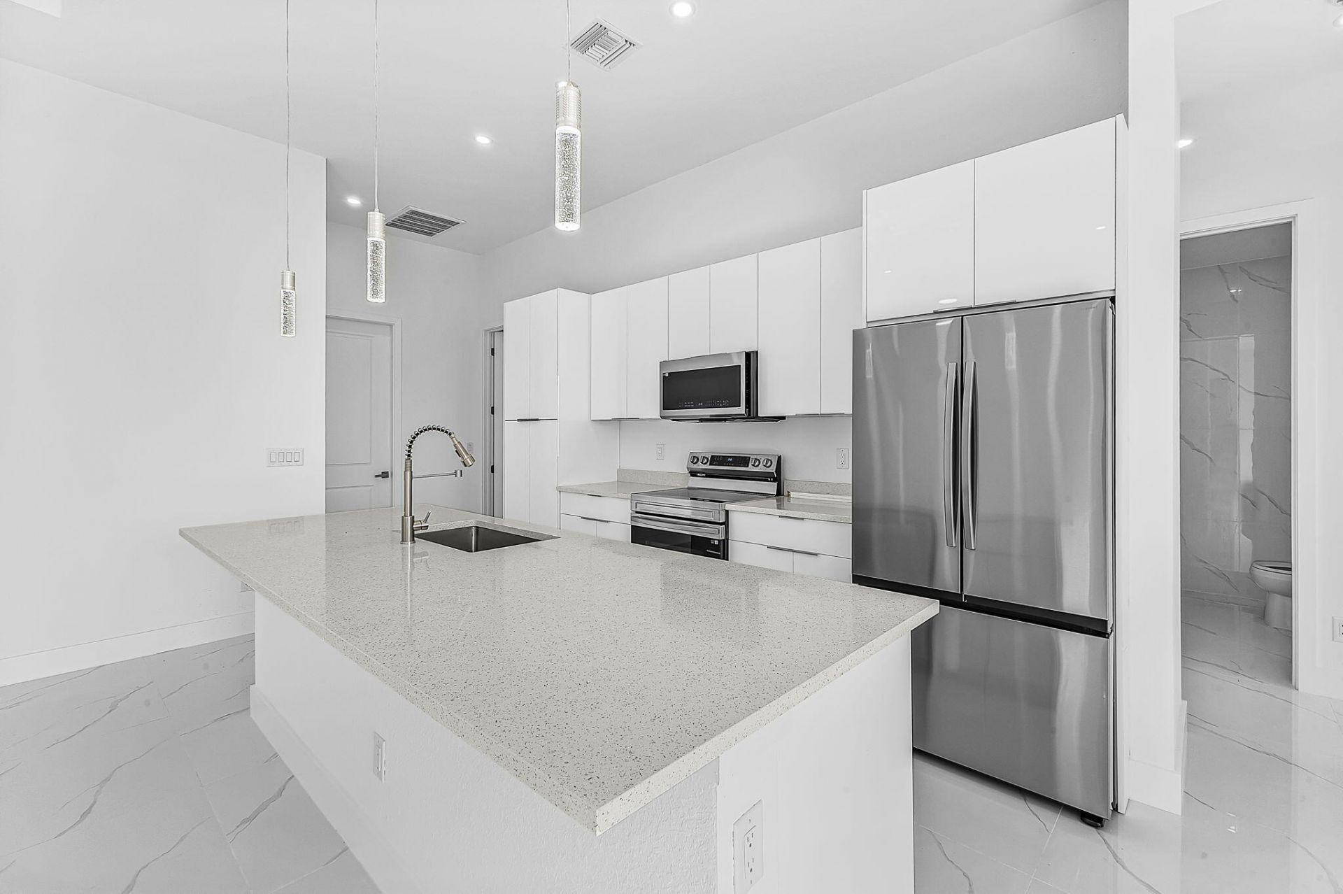 4202 NW 33rd Street, Cape Coral, FL 33993 Photo