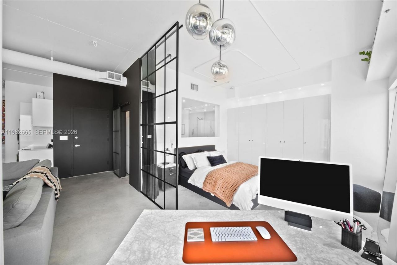 10 SW South River Dr, Unit 1512, Miami, FL 33130 Photo