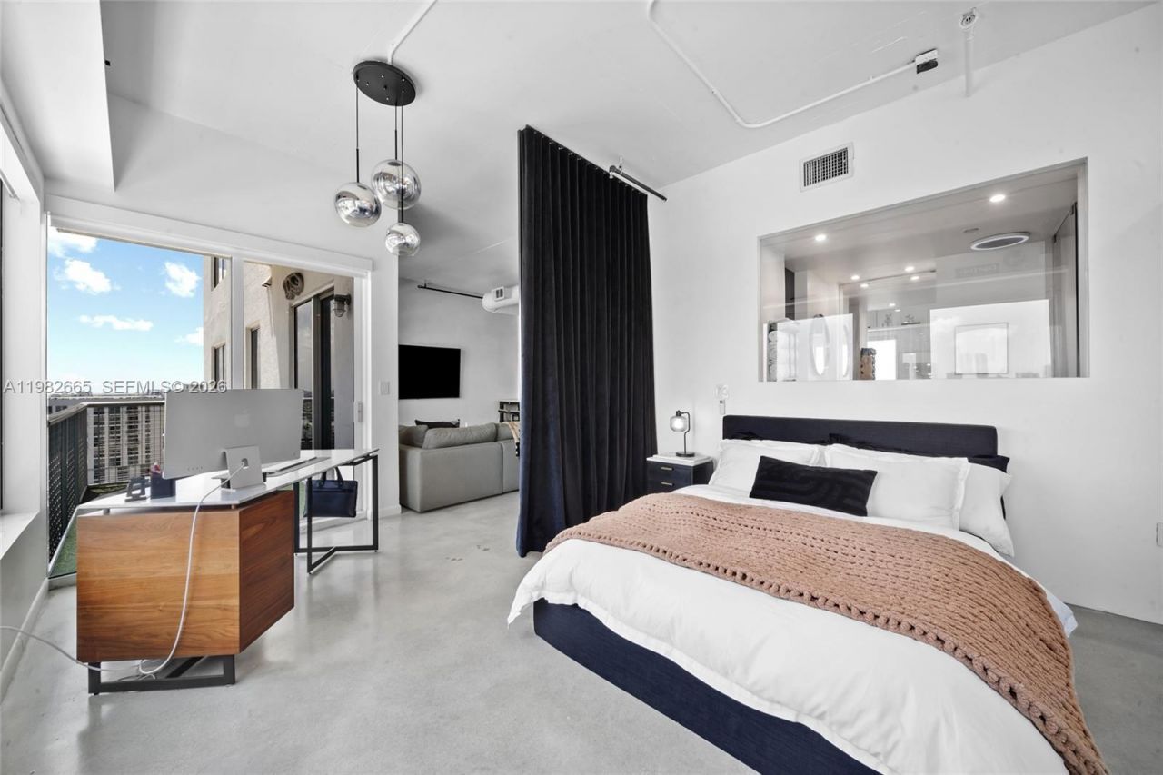 10 SW South River Dr, Unit 1512, Miami, FL 33130 Photo