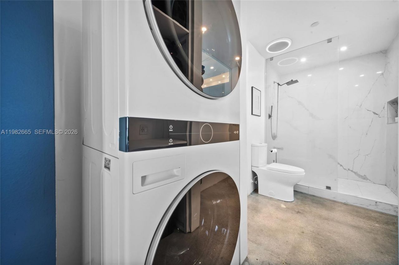 10 SW South River Dr, Unit 1512, Miami, FL 33130 Photo