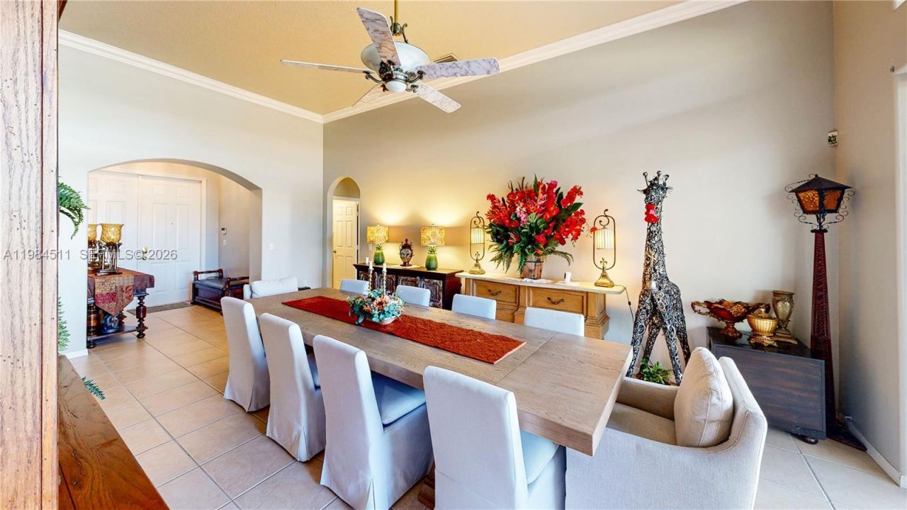 2835 Fairways Dr , Homestead, FL 33035 Photo