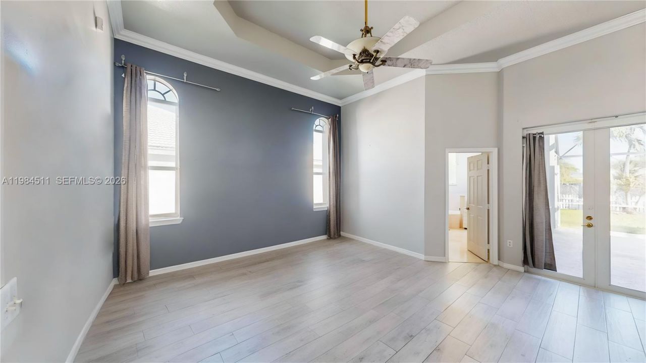 2835 Fairways Dr , Homestead, FL 33035 Photo