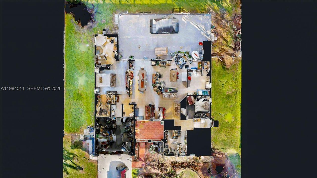 2835 Fairways Dr , Homestead, FL 33035 Photo