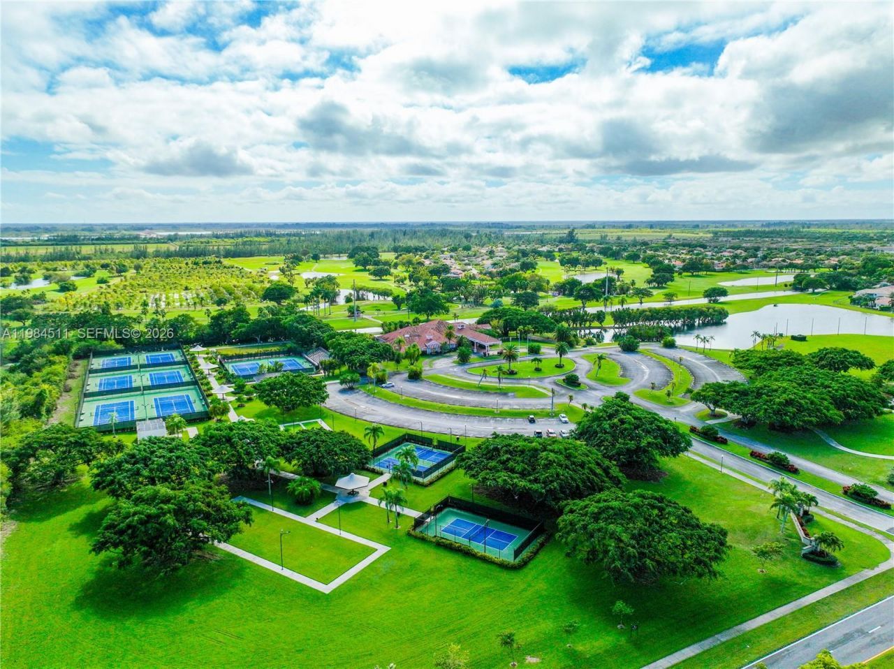 2835 Fairways Dr , Homestead, FL 33035 Photo