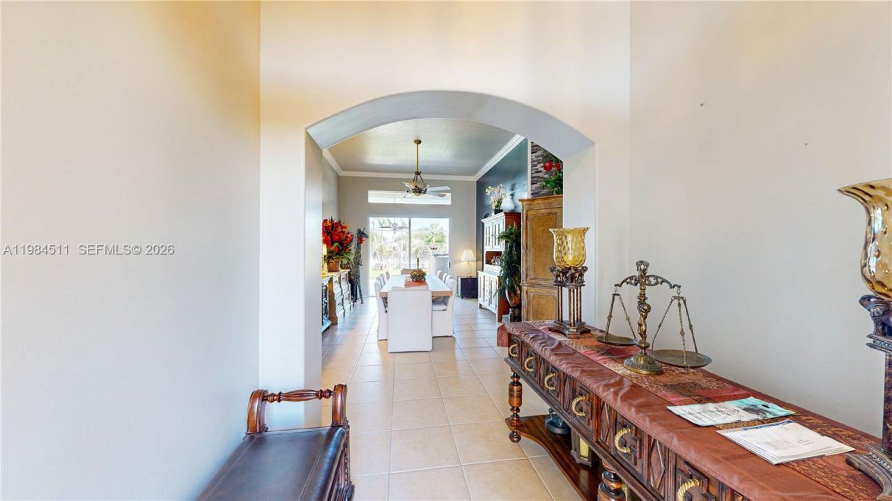 2835 Fairways Dr , Homestead, FL 33035 Photo