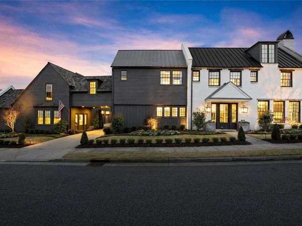 6835 Colfax Avenue, Cumming, GA 30040