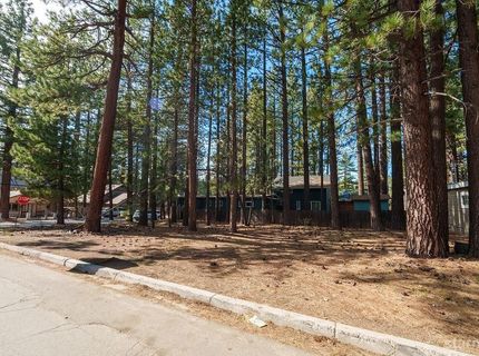 2635 Chris Avenue, South Lake Tahoe, CA 96150 Photo
