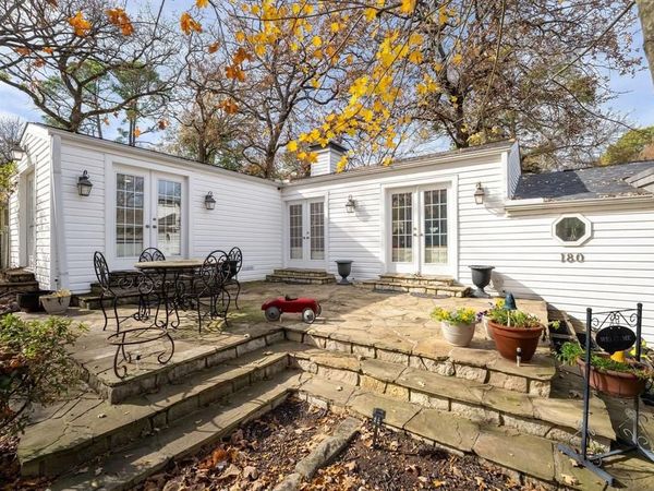 180 Harbor Drive, Gun Barrel City, TX 75156